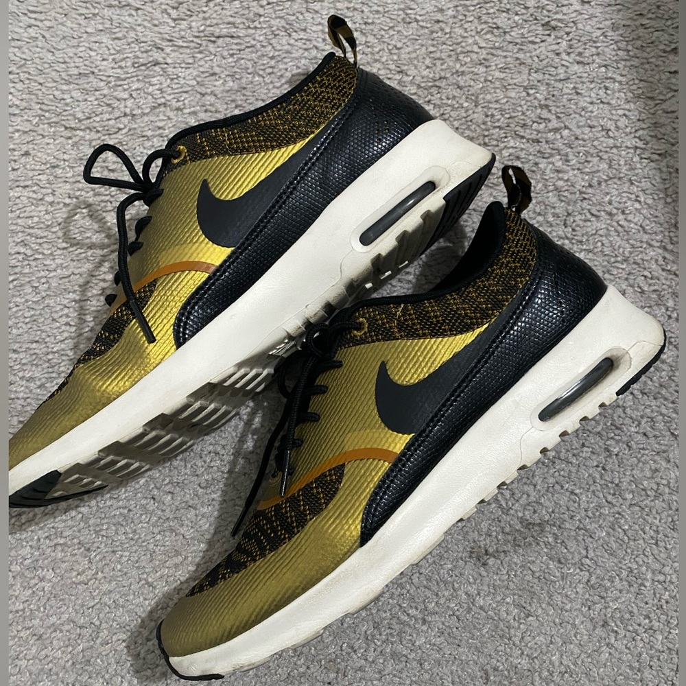 Nike Air Max Women’s sz10